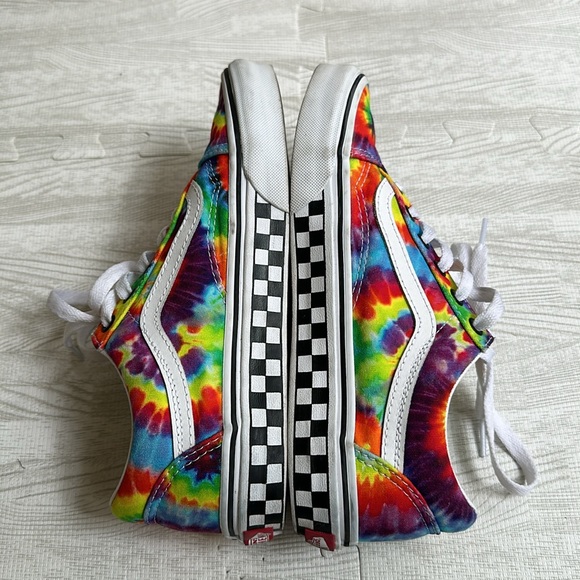 Vans - Picture 4 of 7